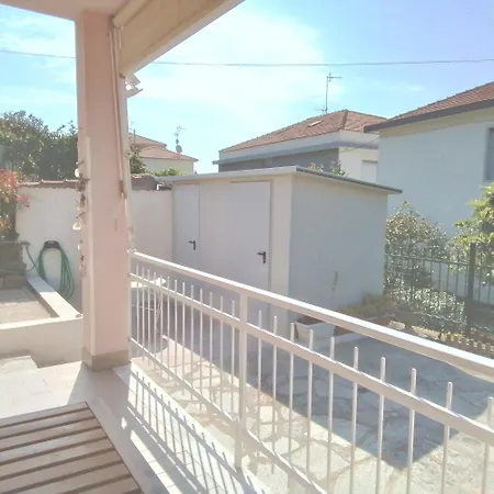 Ca Del Sole Nyaraló Borgio Verezzi